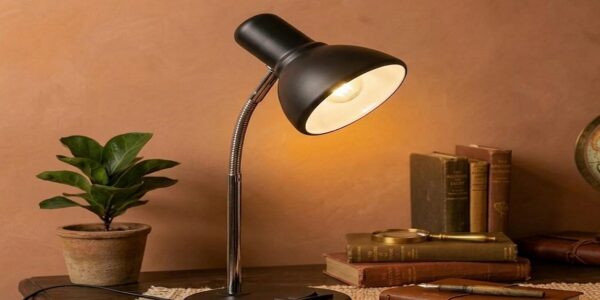 desk lamp